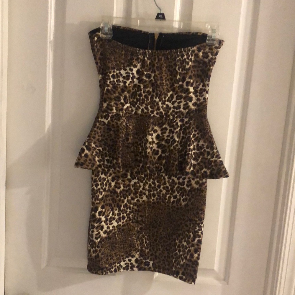 Charlotte Russe 🎉2xHP🎉Leopard Dress - Picture 2 of 7